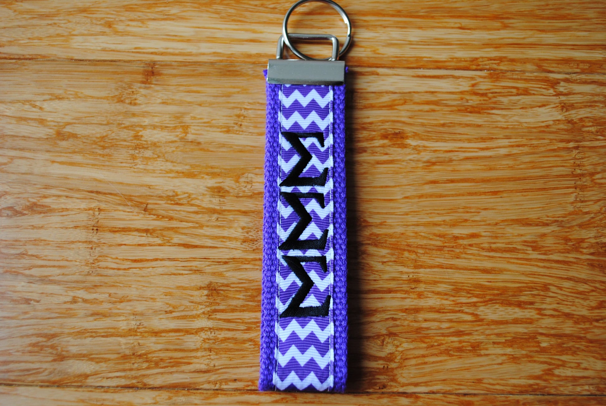 Sigma Sigma Sigma Sorority Keychain - Monogrammed-Choose Design,Sorority, Letter, Personalized Key Fob/Wristlet/Licensed product, Embroidery